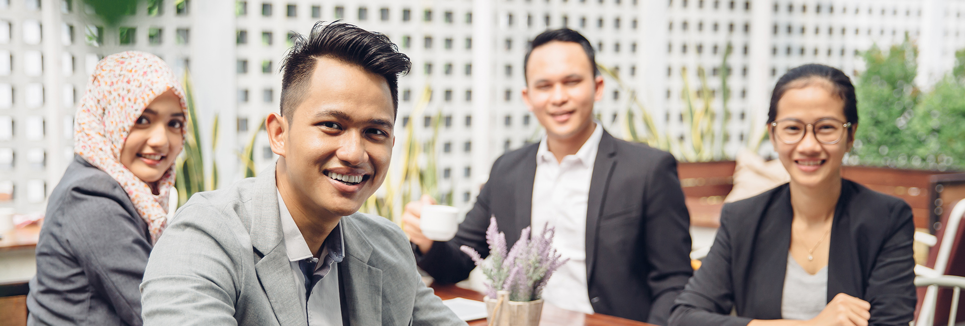 Recruitment & Education 人材採用と教育